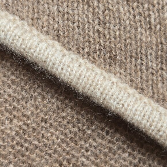 NWT Goelia Cashmere Scarf With Angled Ends - Picture 5 of 8